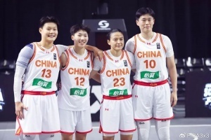中国女篮止步四强，王丽丽受伤无法继续比赛