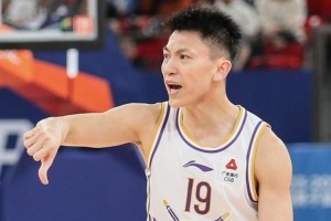 刘晓宇受伤但坚持上场，北控男篮创队史连胜纪录