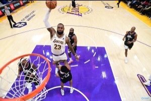 NBA彩经：火箭力拼绿军 勇士难奈雄鹿 湖人不敌爵士