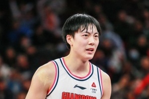 广东112-99击败上海，王哲林独砍30分13篮板