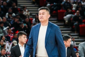 广东男篮未能逆袭，97比104不敌辽宁男篮