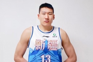 新疆男篮与广州男篮达成球员互换协议