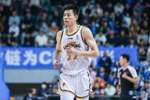 辽宁男篮主教练乌戈谈北京比赛前景
