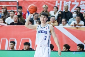王睿泽入选国家队，宣布退役后或愿成为篮球教练