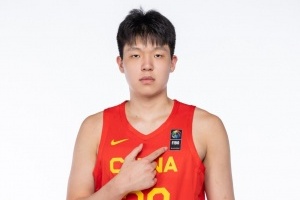 男篮亚洲杯预选赛：中国男篮客场险胜日本男篮