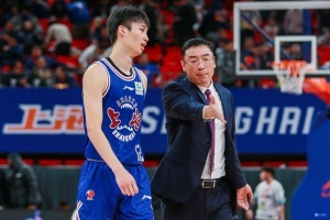 上海主教练刘鹏谈年轻球员戴昊表现