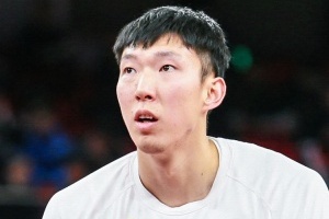 中国男篮公布26人集训名单 赵维伦成最年轻球员