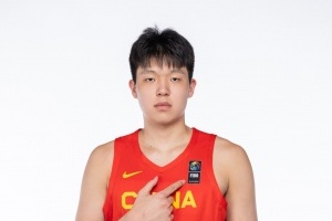 中国男篮加州夏联收官惨败，小将杨瀚森表现低迷
