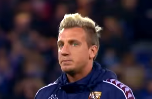 洛佩斯：在巴萨踢球时小罗凌晨叫我出去玩，在女友和他之间选了他