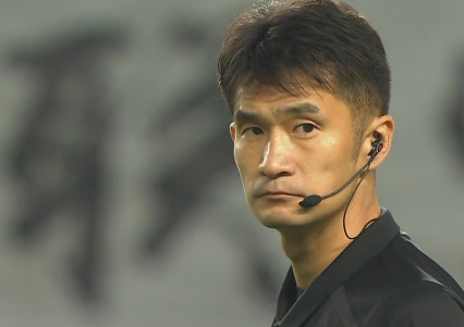 中超裁判部负责人：我们要给俱乐部公平，也不会让裁判感到委屈