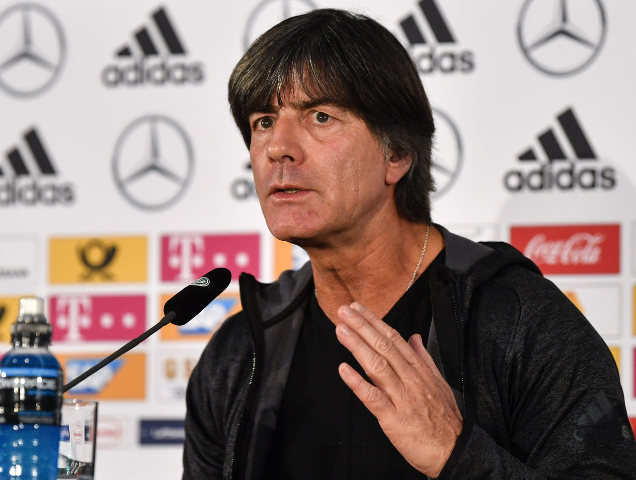 勒夫：德国队正在更新换代 健康的克罗斯对我们很重要