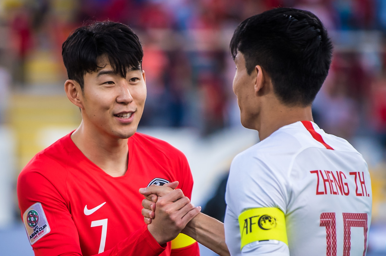 【QY球友会】有点慌❓韩媒：韩国队踢中国时，韩国球员经常受伤