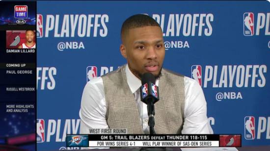 利拉德谈超远三分绝杀:当球出手时 我感觉很棒