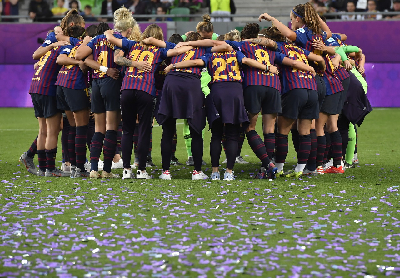 女足欧冠1/4决赛首回合赛果：切尔西、里昂、巴萨、巴黎取胜