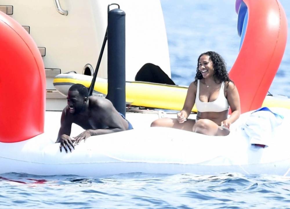 TMZ:追梦和其未婚妻在意大利度假 租用游艇一