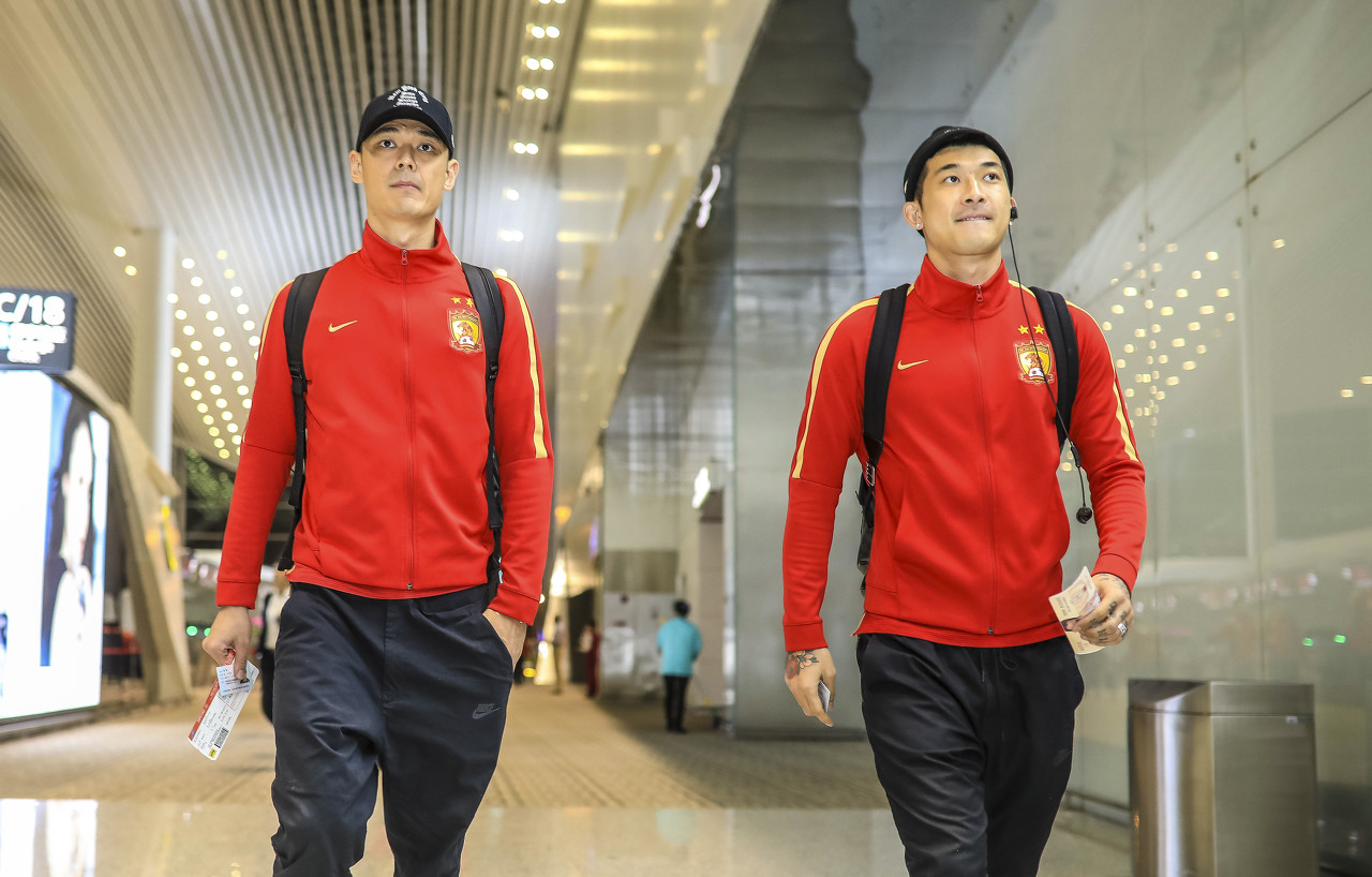 为何选择曾诚而非刘殿座？<a href='https://www.huolisport.cn/football'>足球</a>报：里皮习惯用熟不用生