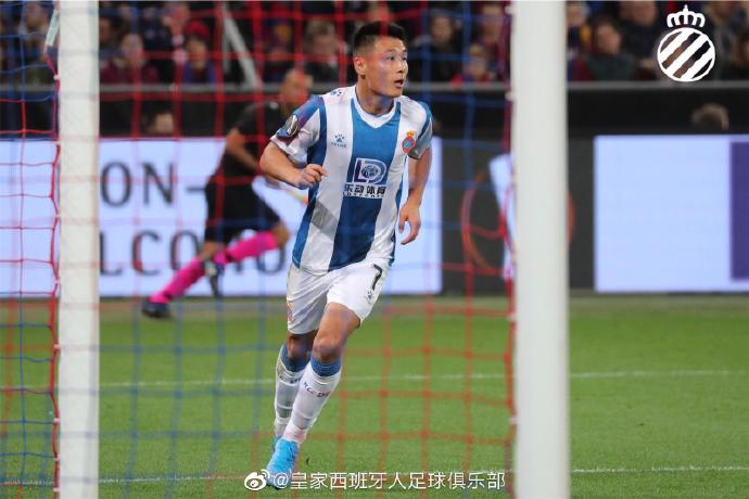 攻入中国男子球员欧战首球，国足、亚足联官方祝贺武磊