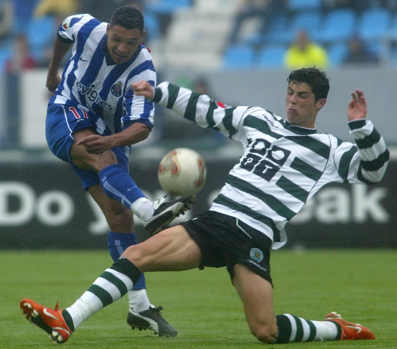 前队友：C罗在葡萄牙体育踢球时经常翻墙出去健身