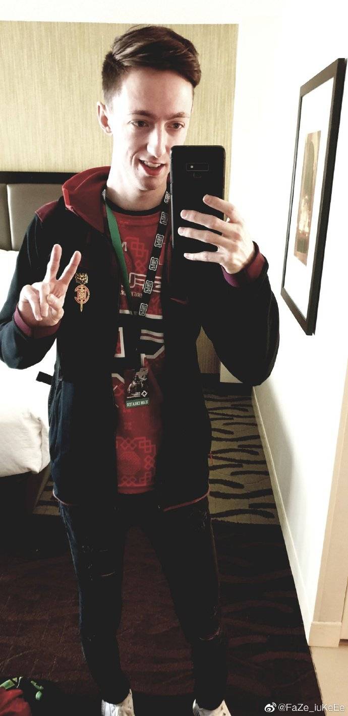 Faze选手微博玩梗:China no.1