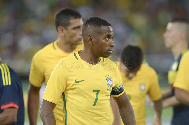 巴媒：罗比尼奥有意复出，两支巴西球队有意邀请他加盟
