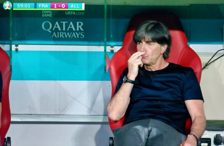 今日趣图:一瓶可乐竟值20亿美元