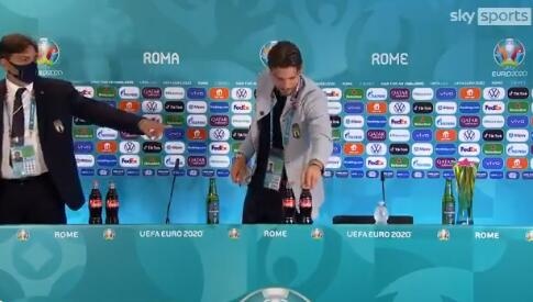 今日趣图:一瓶可乐竟值20亿美元