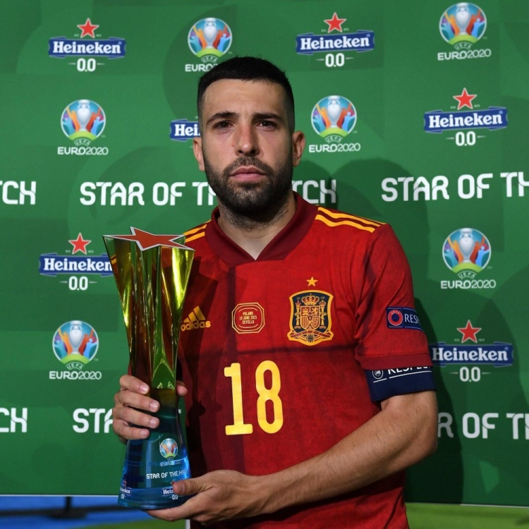 官方：阿尔巴当选西班牙1-1波兰全场最佳