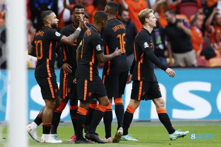 历史首队！荷兰队3届欧洲杯小组赛取得全胜战绩