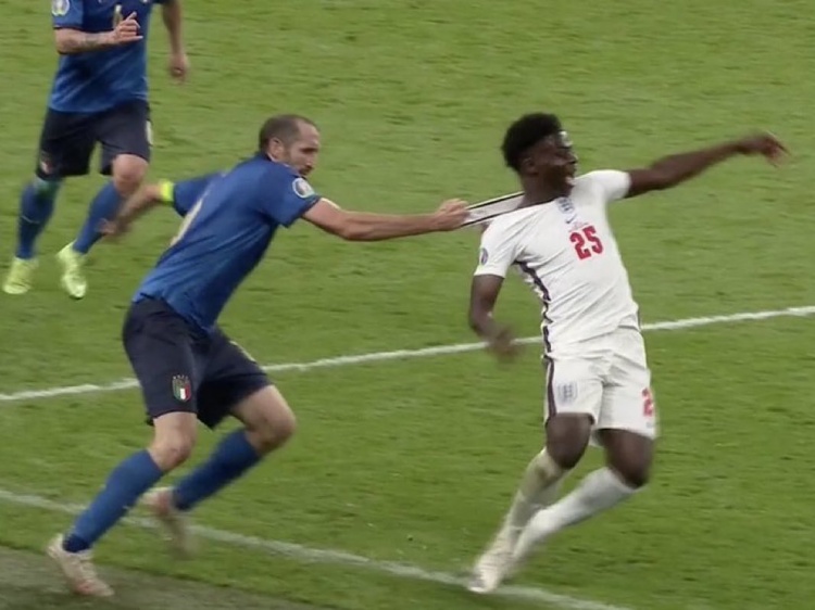 今日趣图：英格兰憧憬世界杯冠军