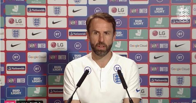 索斯盖特:没有球员拒绝罚点球,是我自己的选择