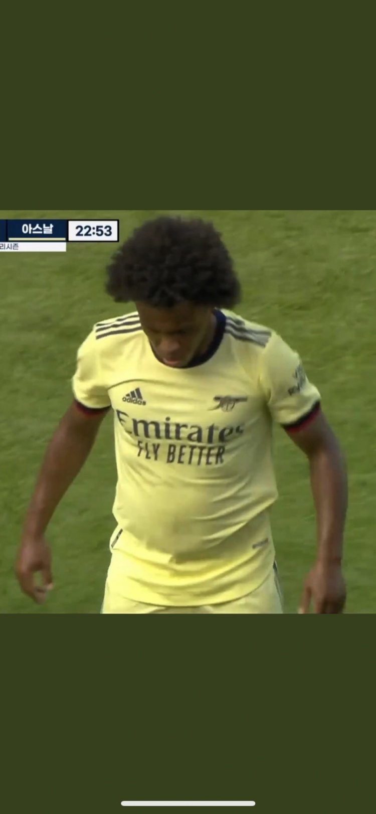 今日趣图:互换交易?巴萨是专业的