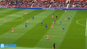 超级巨大失误!皮克福德黄油手,格林伍德捡漏破门