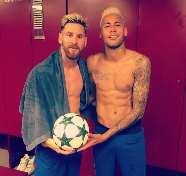 今日趣图：这沉醉的表情，一定是爱的深沉