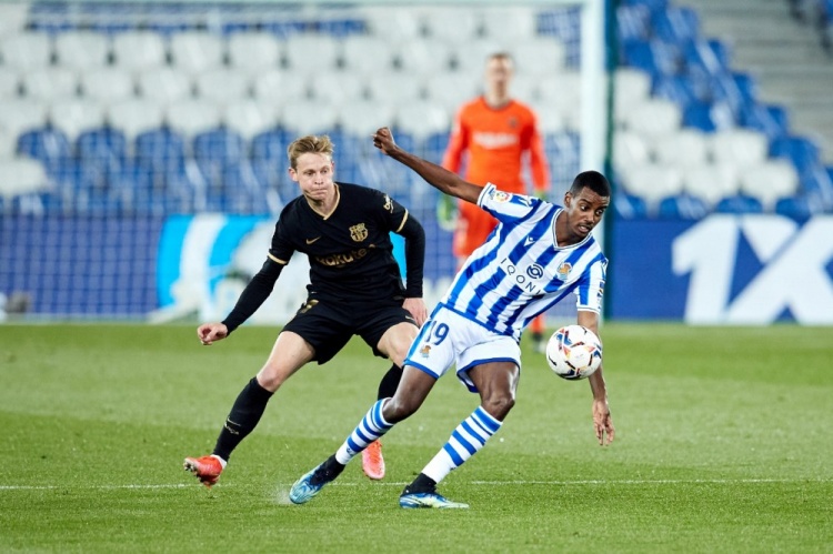 西甲第1轮前瞻：巴萨阵容面临新考验；西班牙人重回西甲蓄势待发