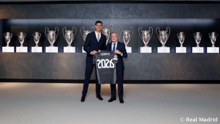 皇马官方：与库尔图瓦续约至2026年