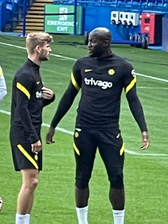 今日趣图:全世界阿森纳球迷的悲欢是相通的