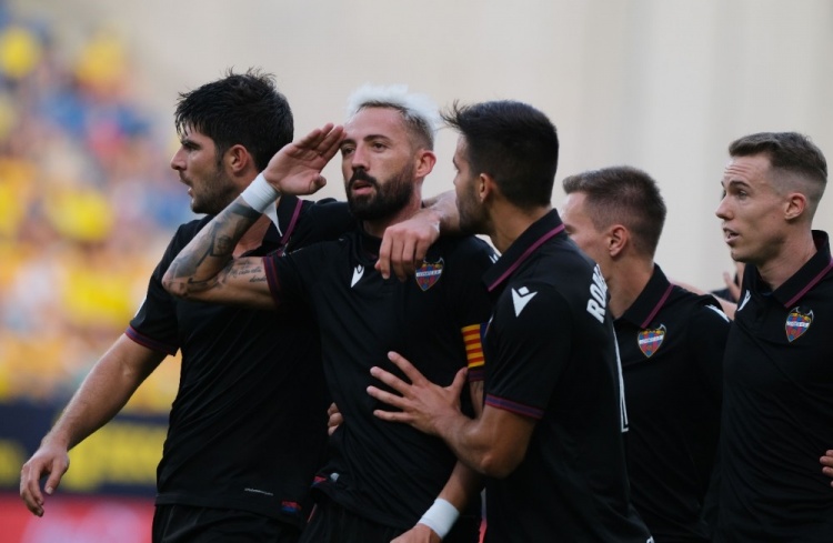 西甲第2轮前瞻：巴萨毕包再相遇；安达卢西亚德比将上演