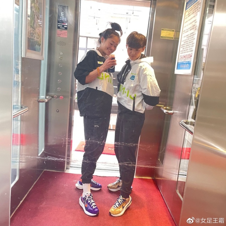 王霜发博祝福吴海燕:像风一样的女人,期待你快快重回赛场