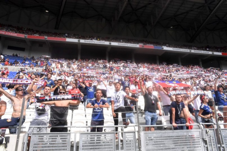 剑拔弩张!罗讷河德比前夕,当地政府禁止里昂球迷入场观战