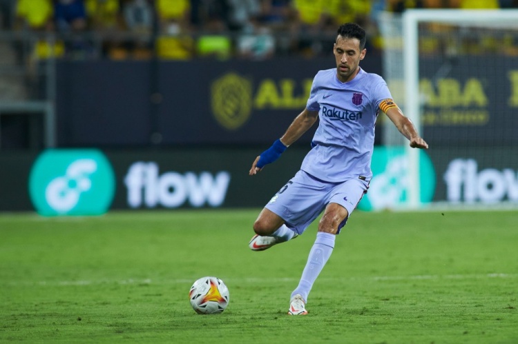 早报：巴萨0-0战平加的斯，记者称科曼暂时留队