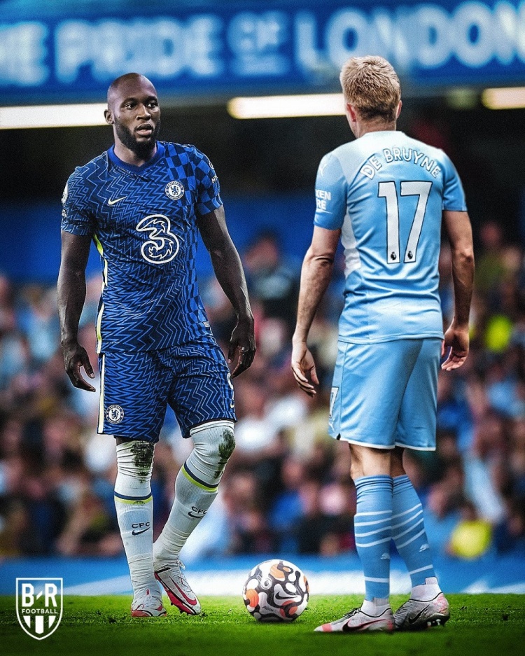 今日趣图：阻止莱万进球的唯一方式？