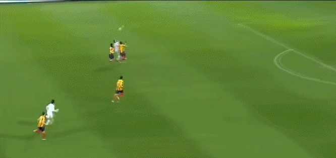 ?伊布40岁生日!一起来回顾他职业生涯的那些神仙球