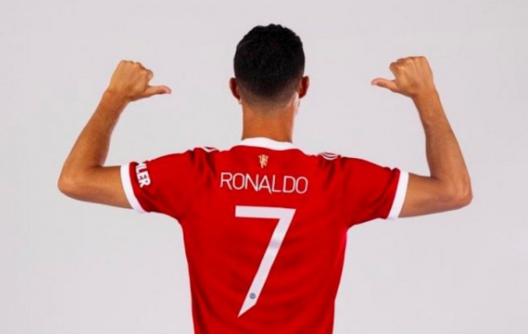 今日趣图：国足出线20周年，迎南而上！