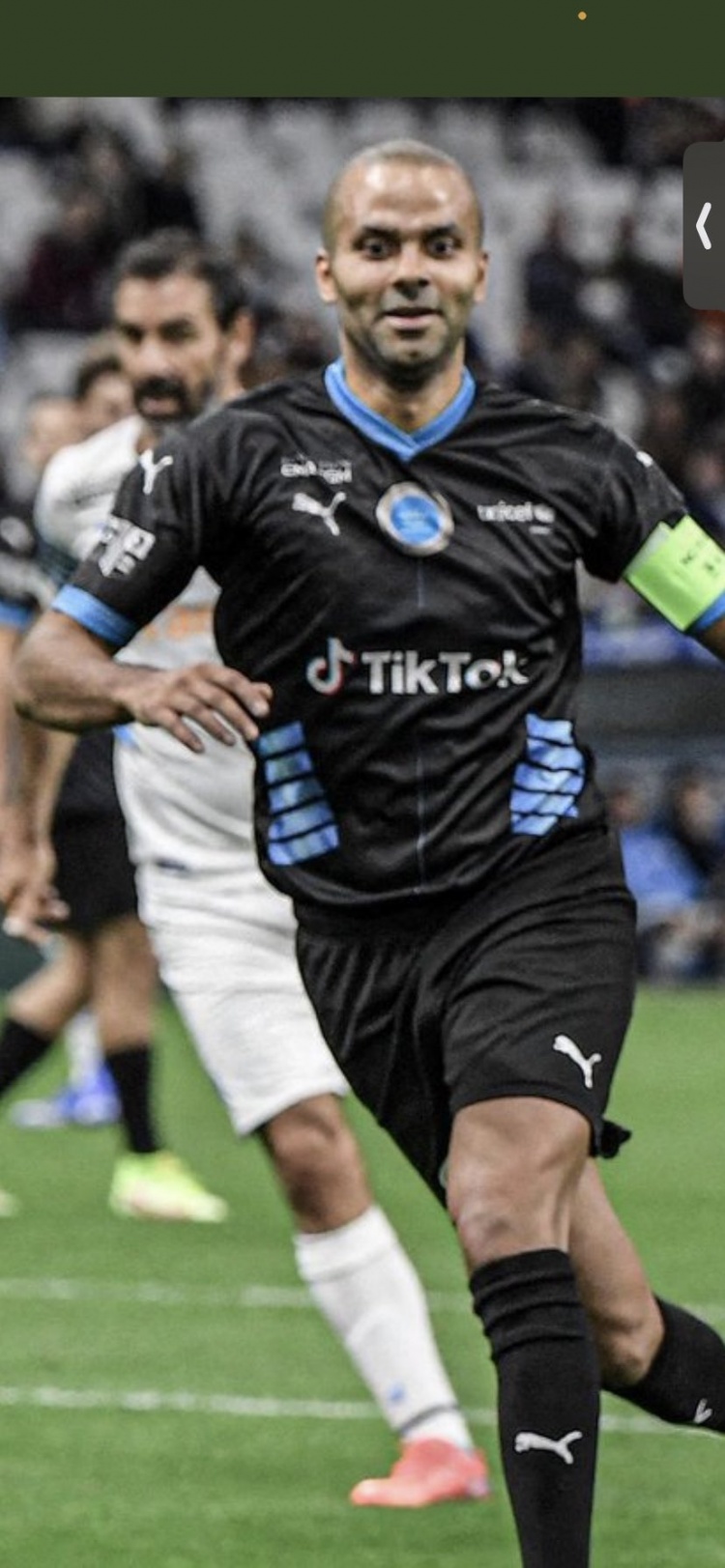 今日趣图：足坛首创门锋、门腰战术