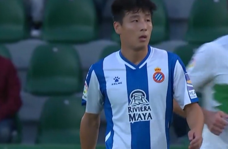 潘伟力:武磊显然没有融入到团队进攻环节之中