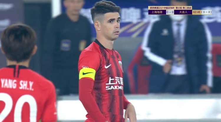 他回来了!奥斯卡伤愈复出替补登场