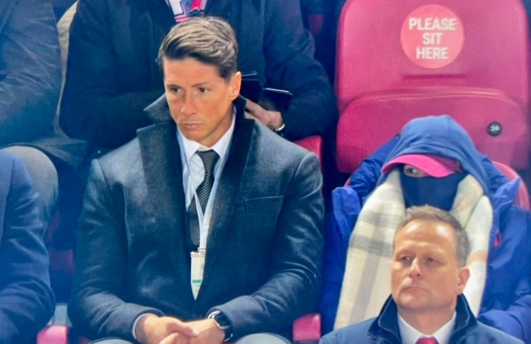 托妞，欢迎回安菲尔德！