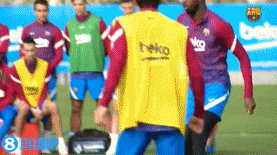 今日趣图:新假条到手,回去睡觉打游戏咯......