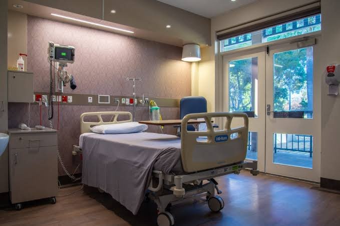 今日趣图:新假条到手,回去睡觉打游戏咯......