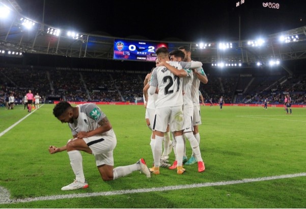 西甲第13轮前瞻:塞维利亚德比将打响;皇马巴列卡诺上演同城对决